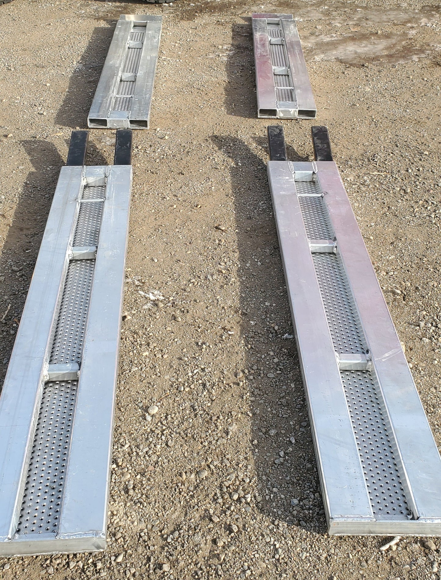 Vehicle Loading Ramps - 12 Foot - Aluminum - Max Vehicle Weight 5500 lbs