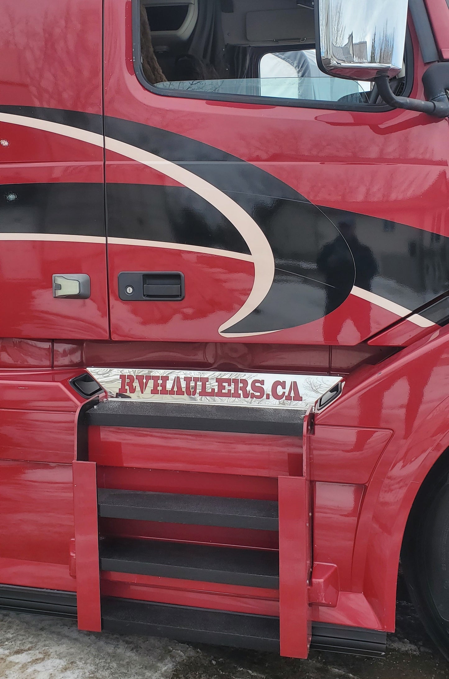 CANStep Volvo Model VNL Gen 2 - Only Years 2004 to 2017- (One Step Assembly Fits Driver or Passenger)