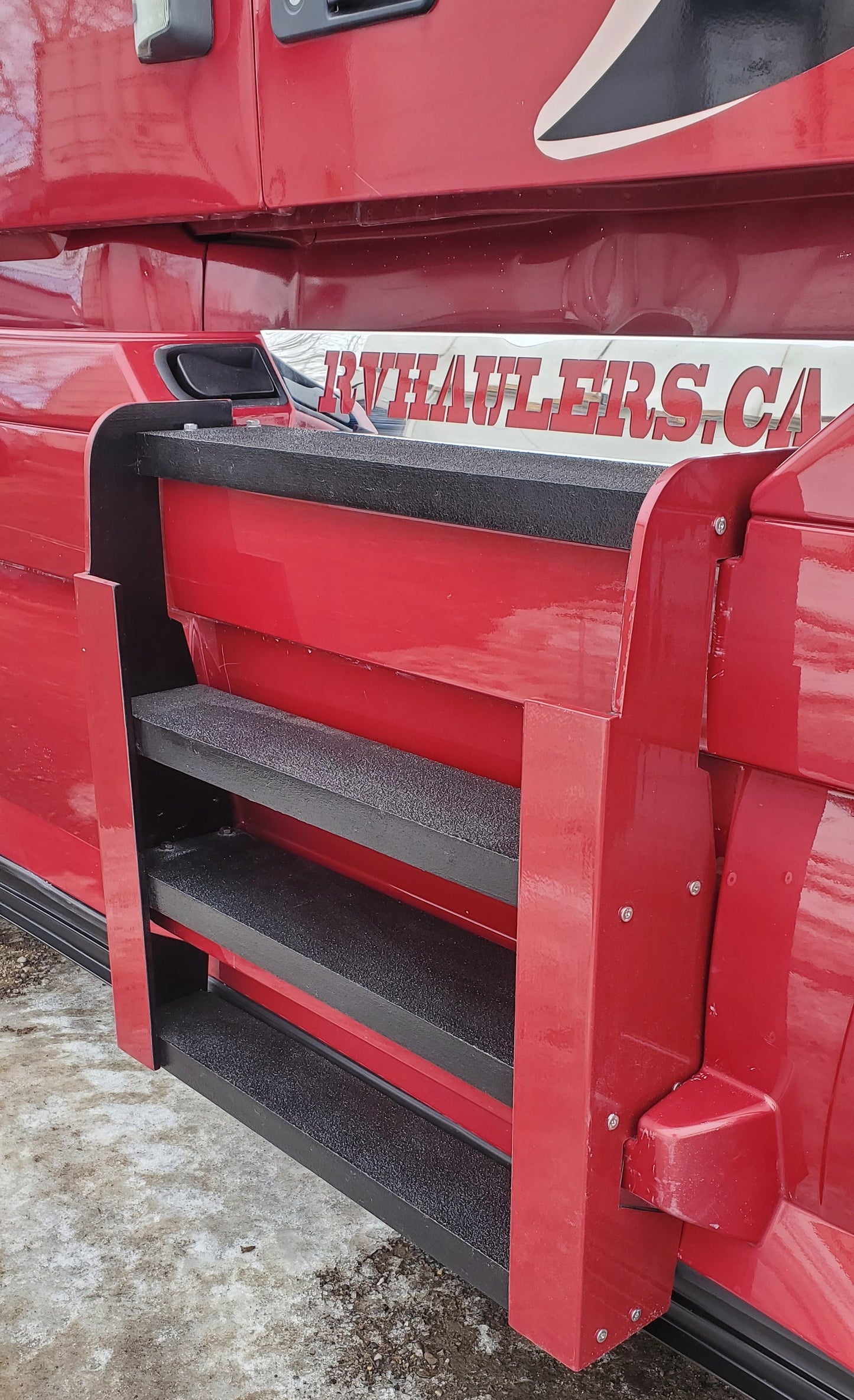 CANStep Volvo Model VNL Gen 2 - Only Years 2004 to 2017- (One Step Assembly Fits Driver or Passenger)